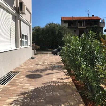 Apartment Mikulic Zadar