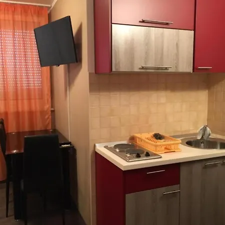 Mikulic Apartment *
