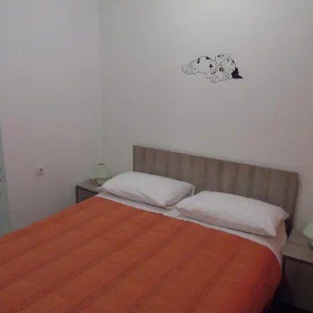 Mikulic Apartment